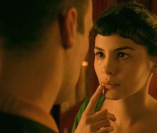Amélie (Le fabuleux destin d’Amélie Poulain, r. Jean-Pierre Jeunet, 2001, Franța)