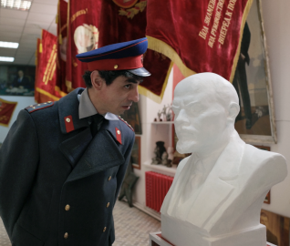 Pionul lui Lenin (r. Dragoș Turea)